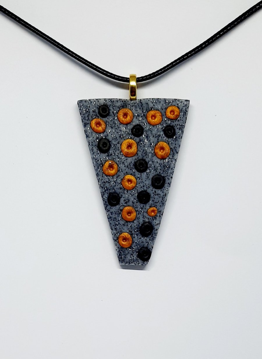 Textured pendant 