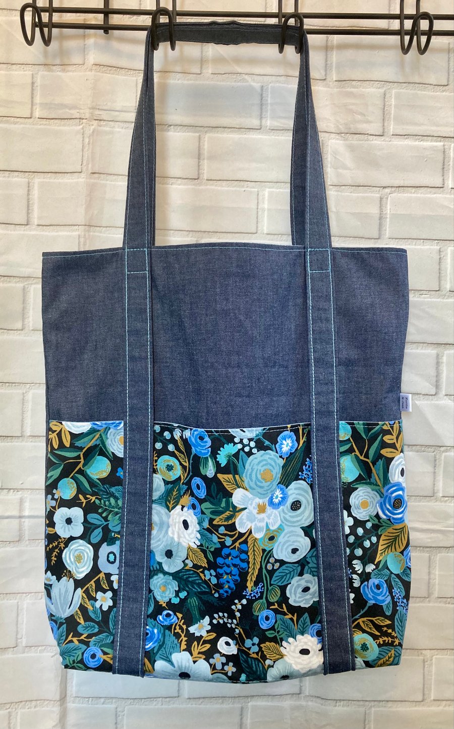 Tote Bag with Pockets