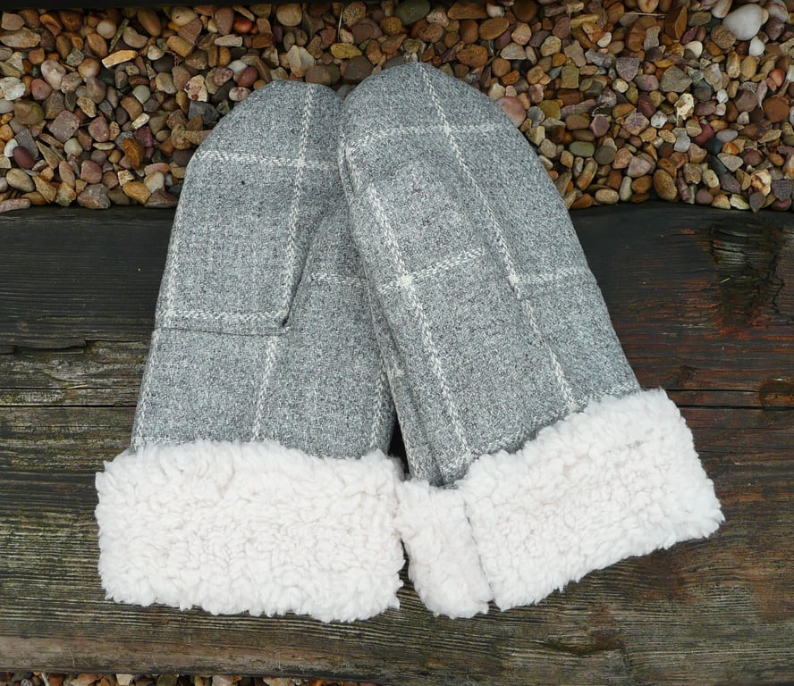 Ladies grey check british wool tweed mittens cream faux sheepskin sherpa fleece 