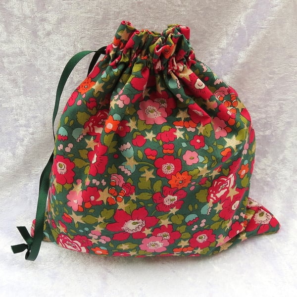 Liberty Lawn drawstring bag, drawstring pouch, floral pouch, 22cm x 20.5cm