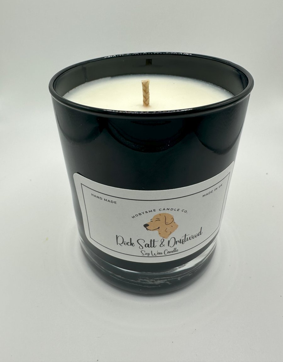 20cl Rock Salt & Driftwood Soy Wax Candle in Black Gloss Jar