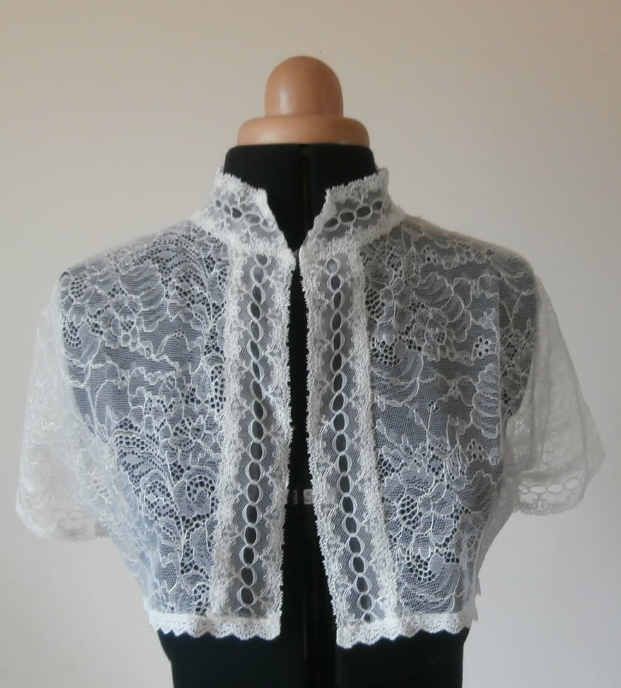 Short sleeve lace jacket for a handmade wedding