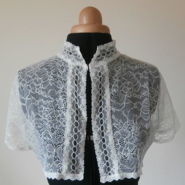 Short sleeve lace jacket for a handmade wedding