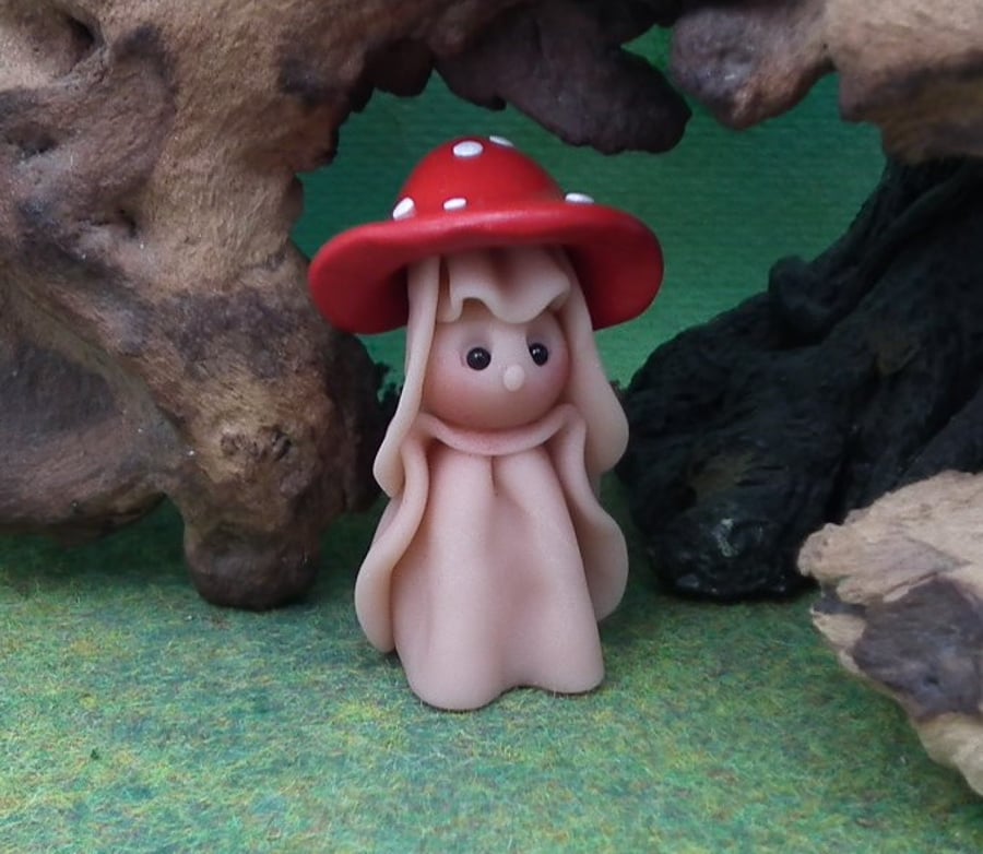 January Special Tiny Toadstool Gnome 'Frann' under cover OOAK Sculpt
