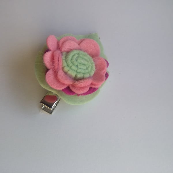 Pink flower felt clip
