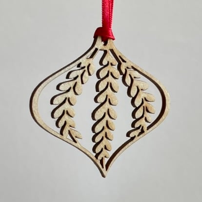 Mini wooden leaf bauble