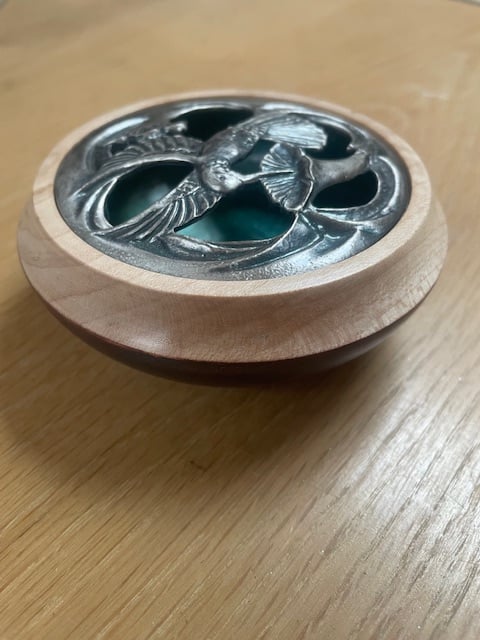 PotPourri or trinklet dish