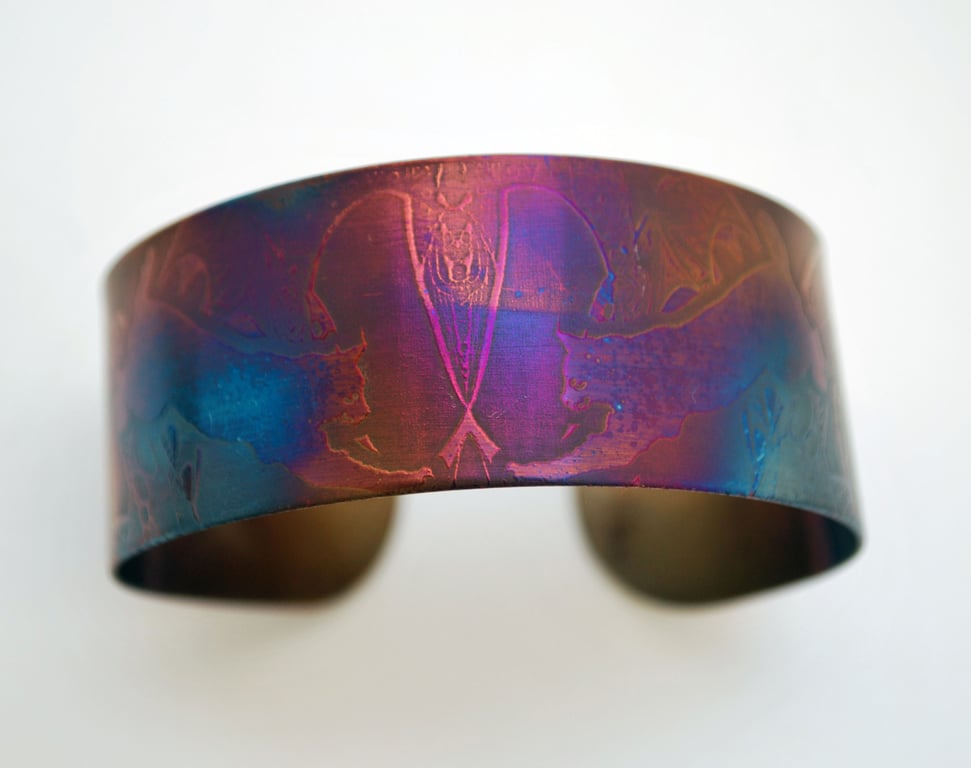 Surgical steel Lynx Cuff, multicolured finish, medium