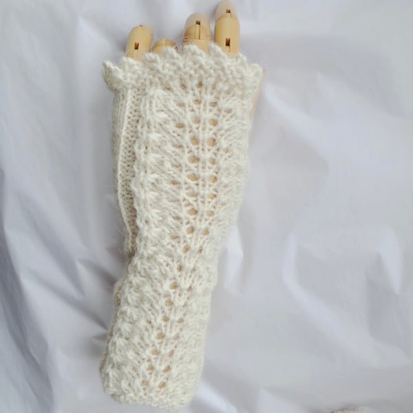Creamy panel gauntlets pure wool