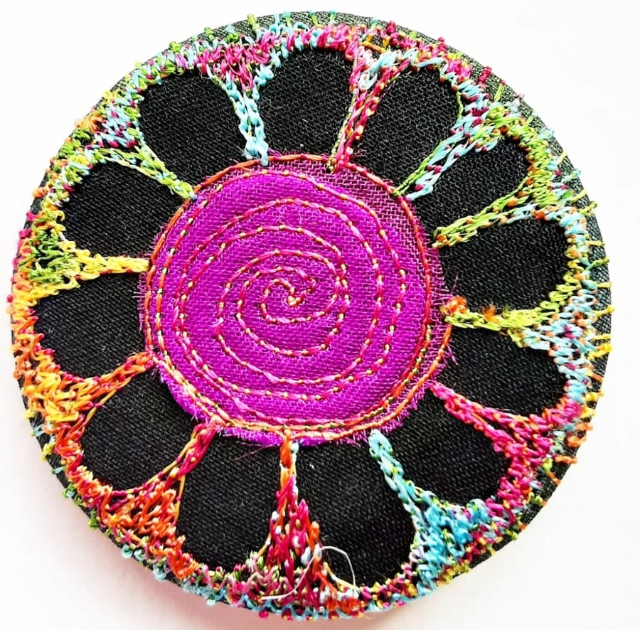 Badge 45mm Multicoloured Flower Textile Badge 