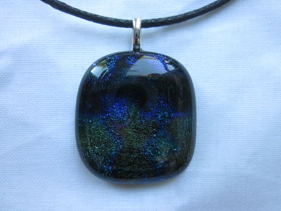 Handmade dichroic glass cabochon pendant - Life on Mars