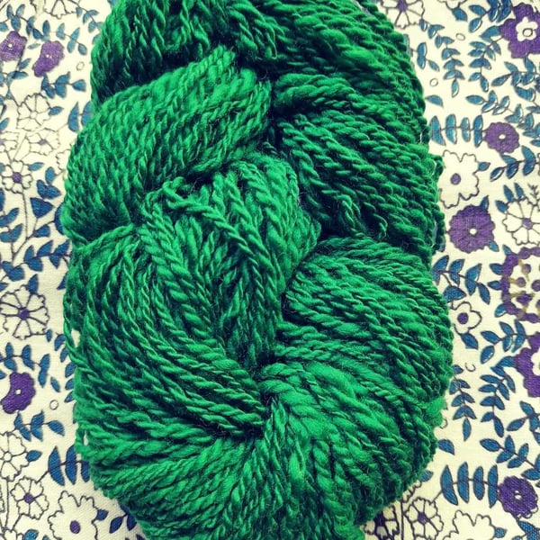 Hand Spun Wool Yarn in Emerald Green