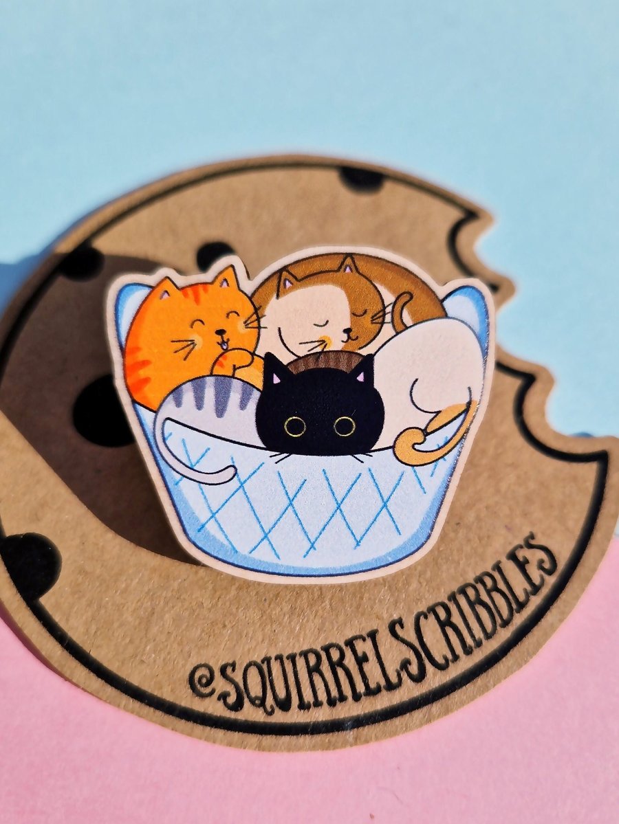 Wooden cat pin, cat birthday gift, cat Christmas gift