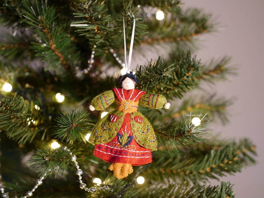 12 Days of Christmas Lady Dancing