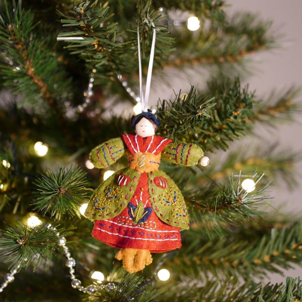 12 Days of Christmas Lady Dancing