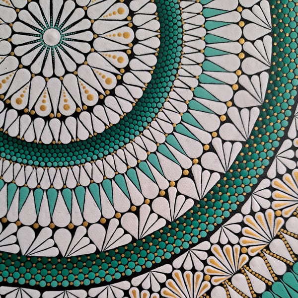 46cm Green and White Circular Mandala Painting 