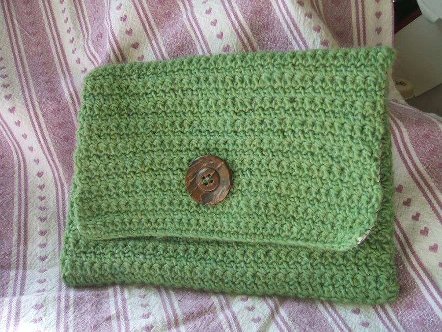 Crocheted and lined large purse, wallet, clutch, case - green