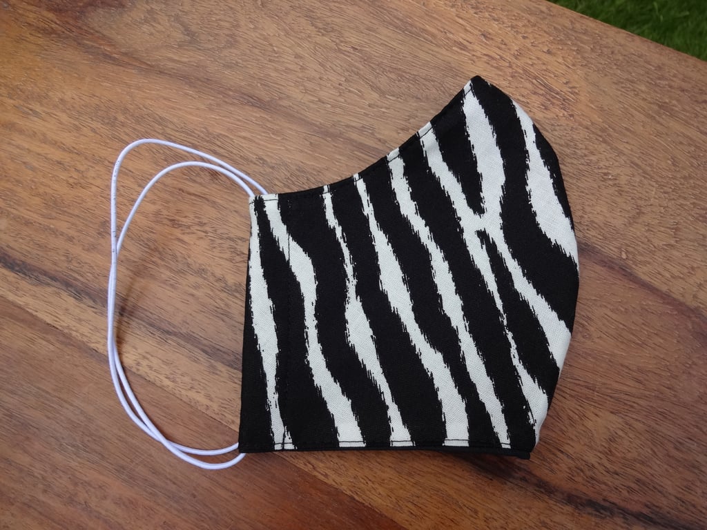 Face Mask size MEDIUM