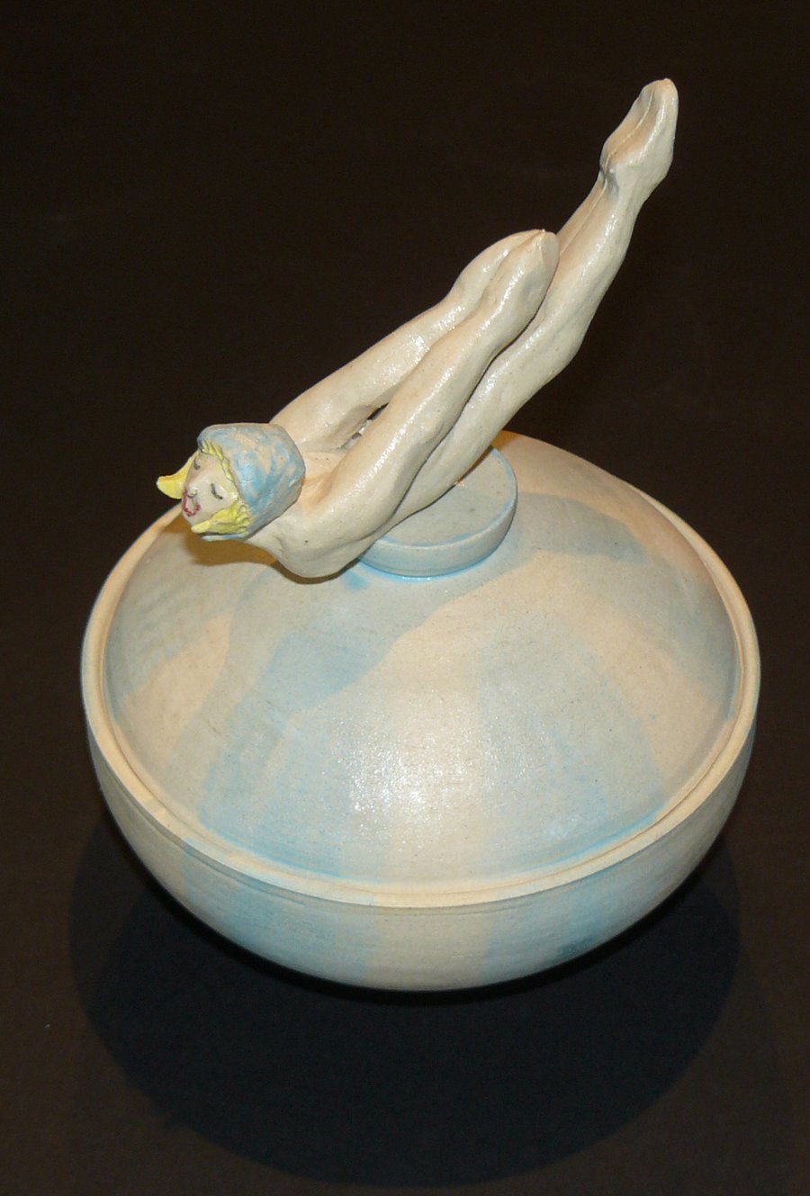 Diving girl Cheese or butter pot