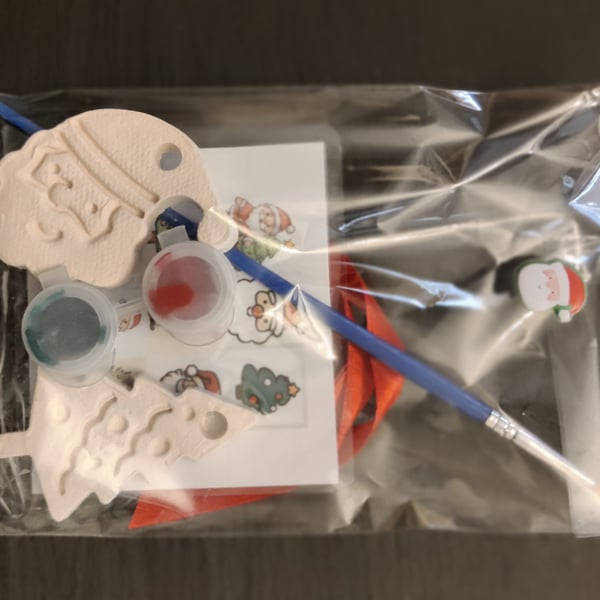 2 Packets of Christmas DIY Painting Kits 
