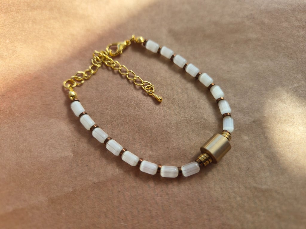 Afternoon Tea Bracelet, Lemon and gold. 