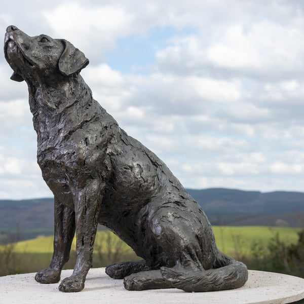 Labrador Looking Up Dog Statue Large Bronze Resin Garden Sculpture