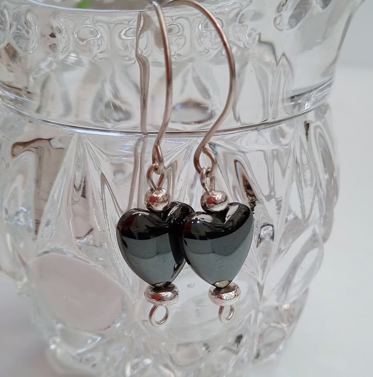 Hematite Heart and Sterling Silver Earrings (ERGSDGBK2) - UK Free Post