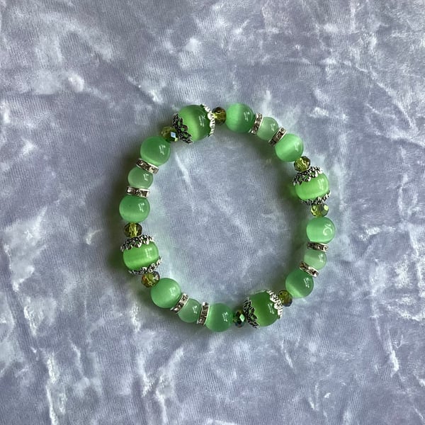 Cat eye green 17 cm green stretch bracelet