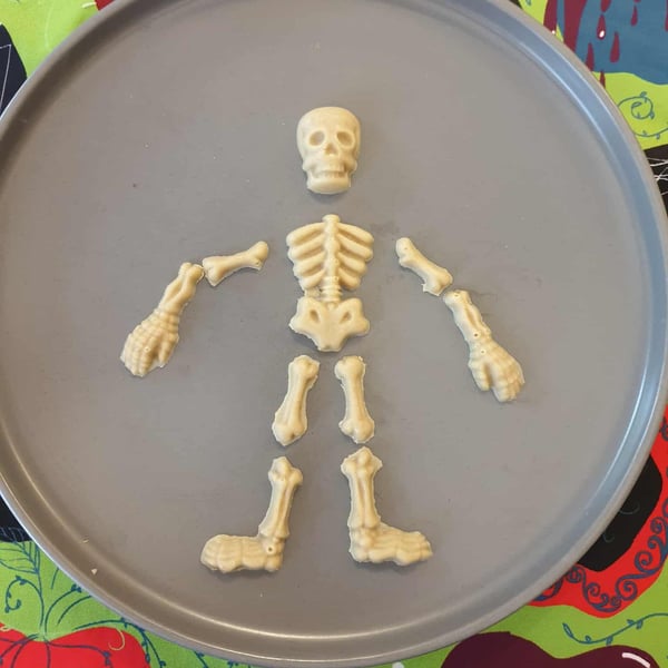 Oat blond chocolate skeleton! Halloween treat! Edible cake decoration! Vegan! 