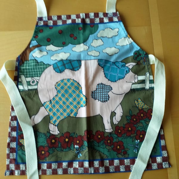 Patchwork Pig Apron age 2-6 approximately