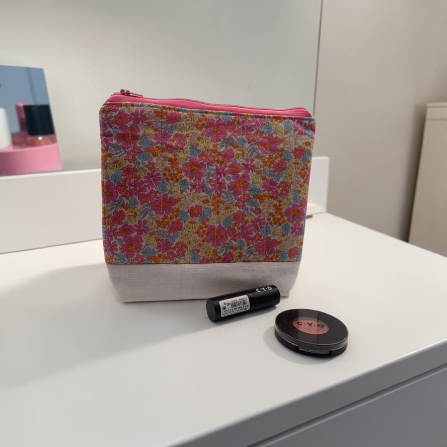 Large Floral Cosmetic Pouch