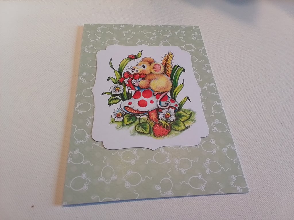 Any occasion card. Mouse on a toadstall. Ref 096
