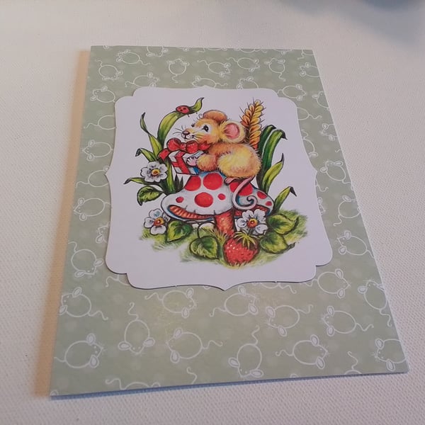 Any occasion card. Mouse on a toadstall. Ref 096