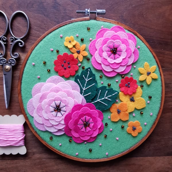 Garden flowers - wall decoration 