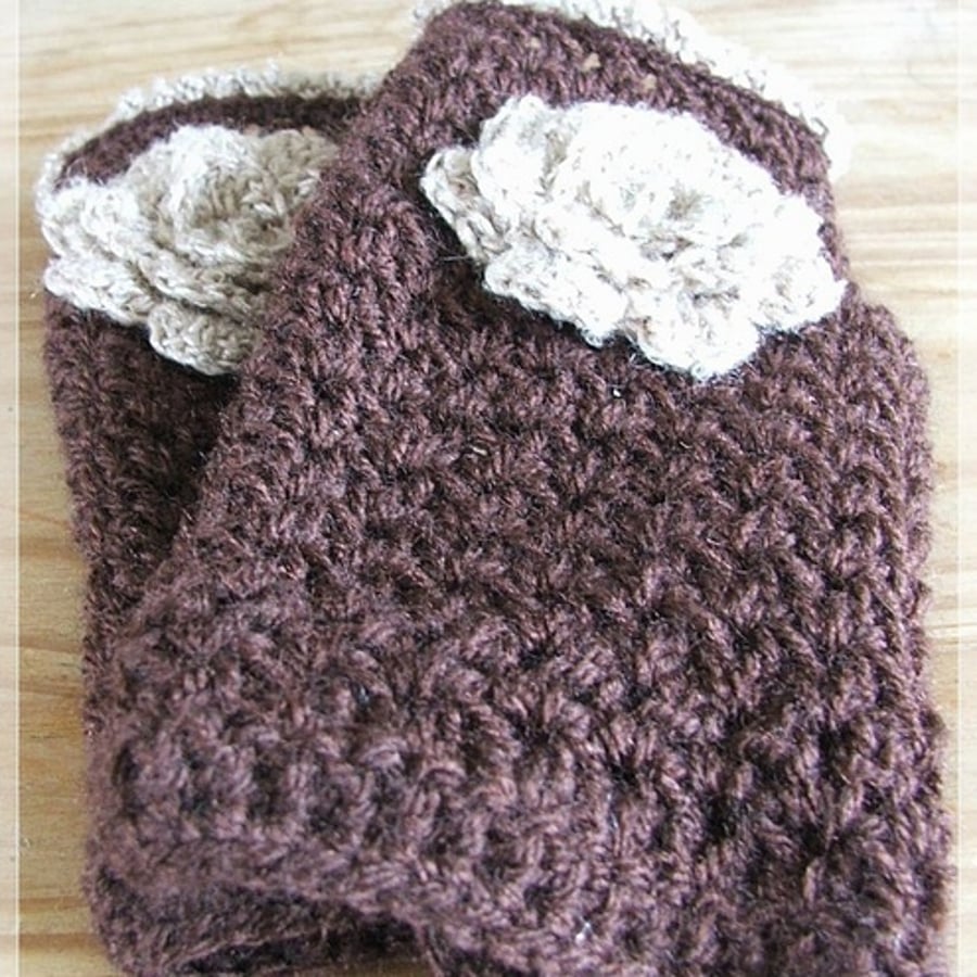 Crochet Mittens With A Rose