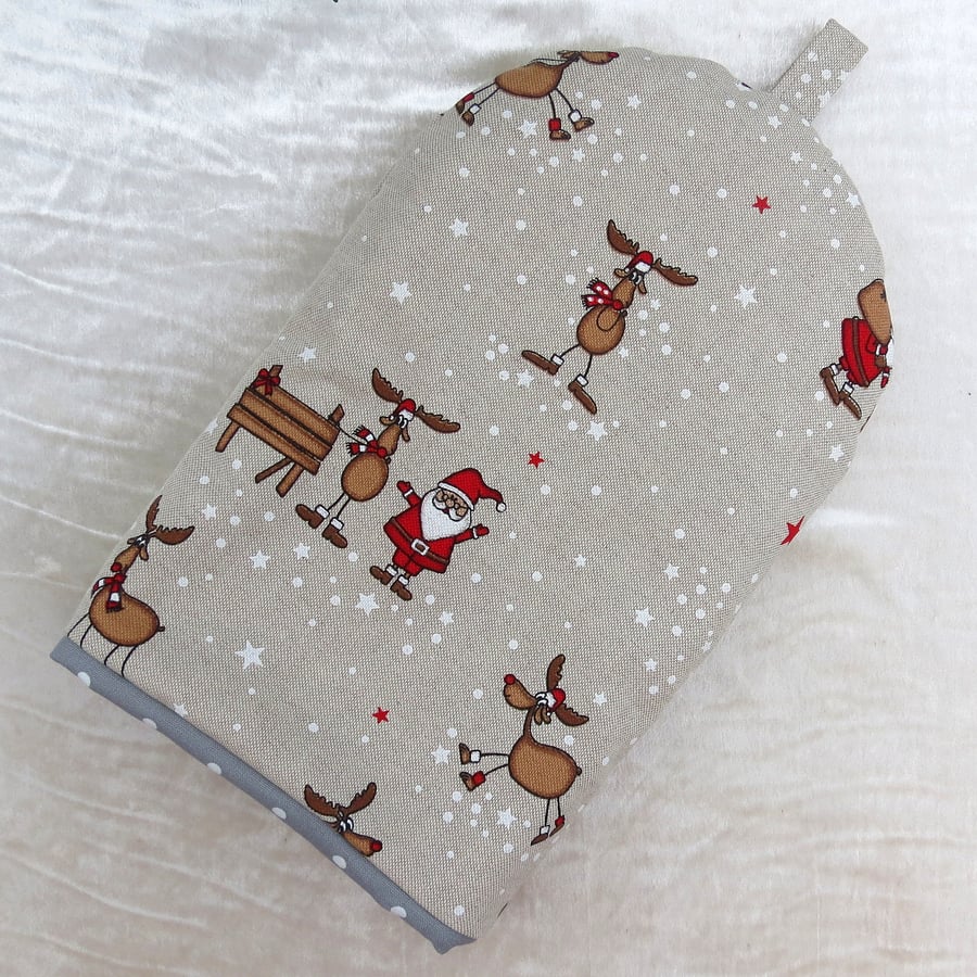 Coffee Cosy.  Festive design.  Size small, to fit a 2 cup cafetiere.  Christmas.