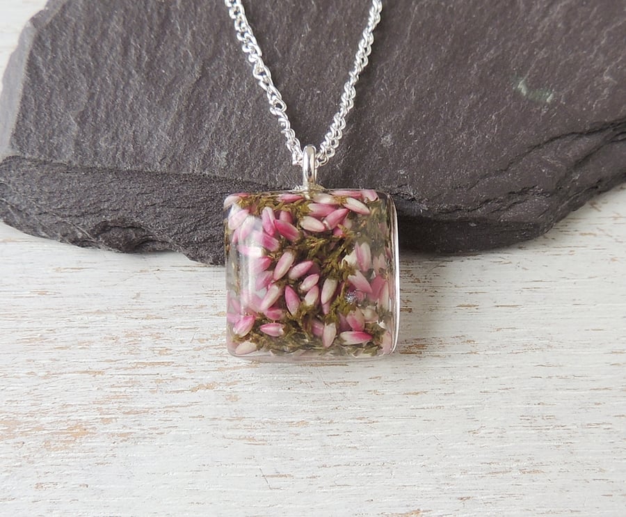 Heather Necklace (021)