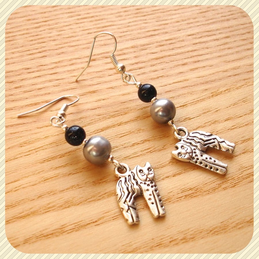 Silver Kitty Cat Earrings
