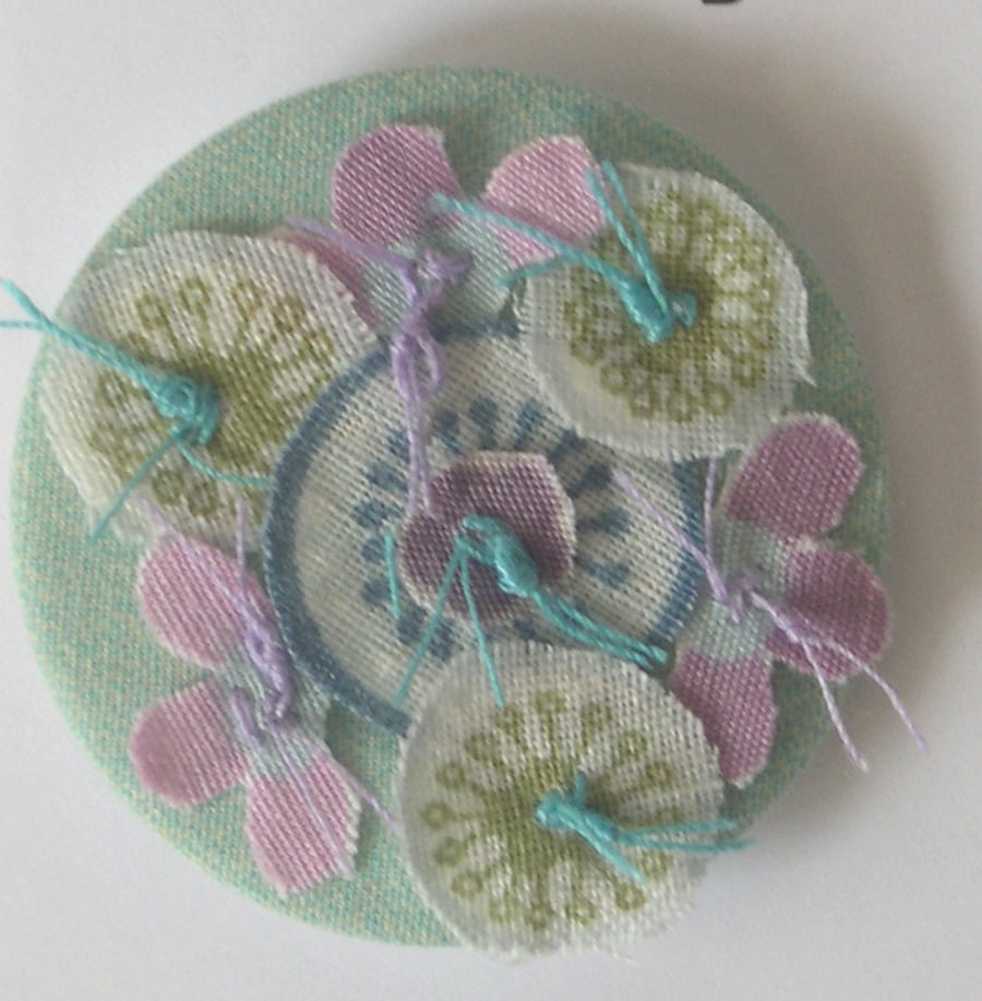'Posy-pin' - botanics brooch
