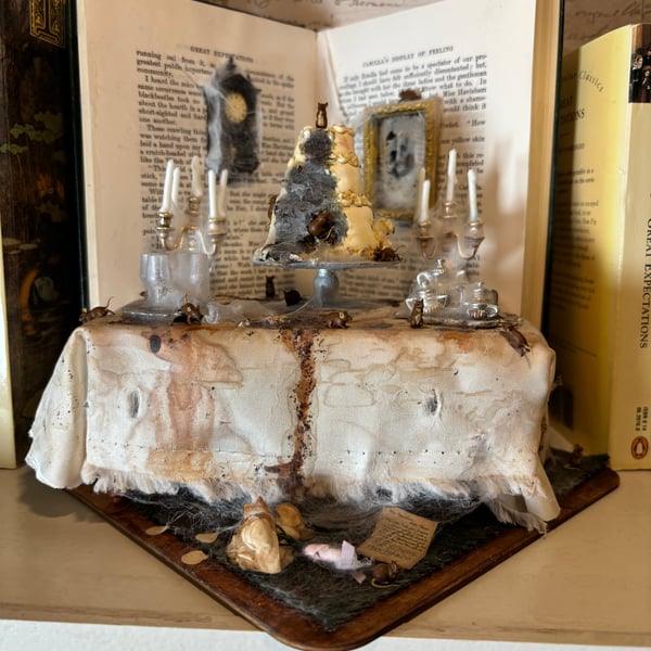 Great Expectations by Charles Dickens Book Nook. Miss Havisham’s wedding cake