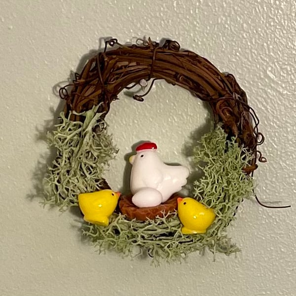 Little Easter Wreath with Chicks