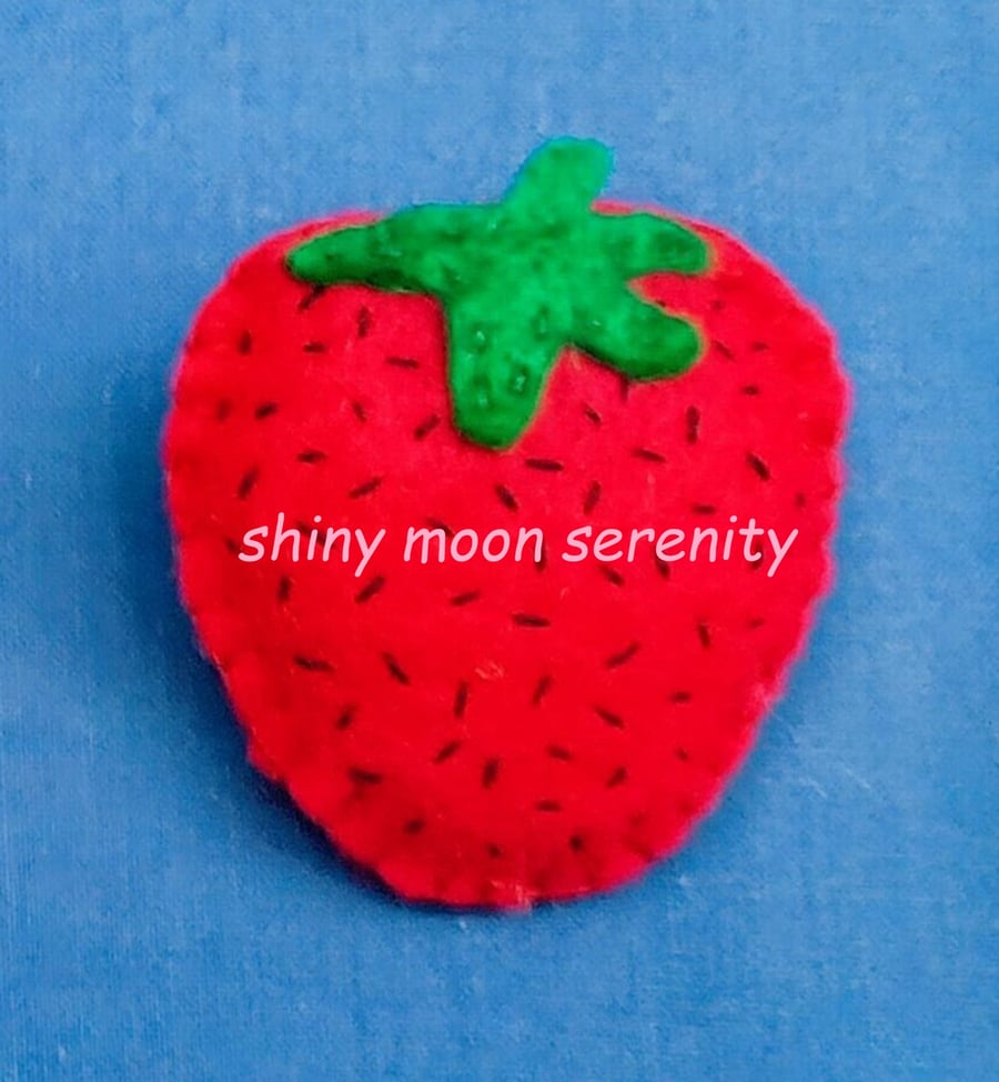 Strawberry Red Felt Brooch