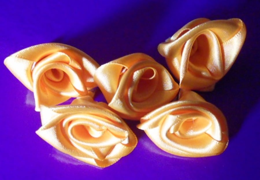 Homemade 5 Yellow-orange ribbon roses embellishment. Free postage