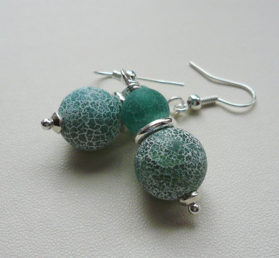 Teal Blue Frosted Cracked Agate Bead Silver Dangle Earrings   KCJ1817