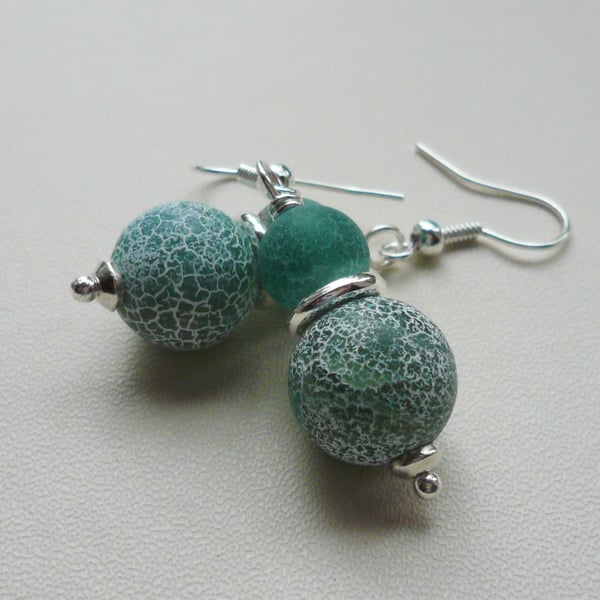 Teal Blue Frosted Cracked Agate Bead Silver Dangle Earrings   KCJ1817
