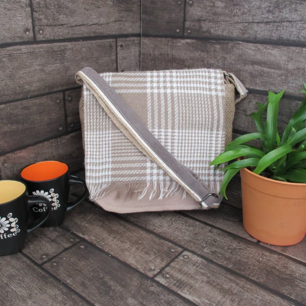 Upcycled Coffee Sack -  Crossbody Shoulder Bag - Beige and Cream Check 