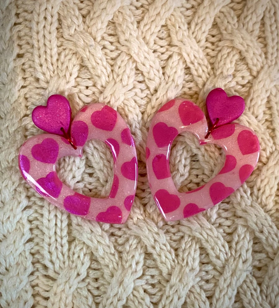 Polymer Clay Retro Cutout Statement Heart Earrings - heart print pink studs
