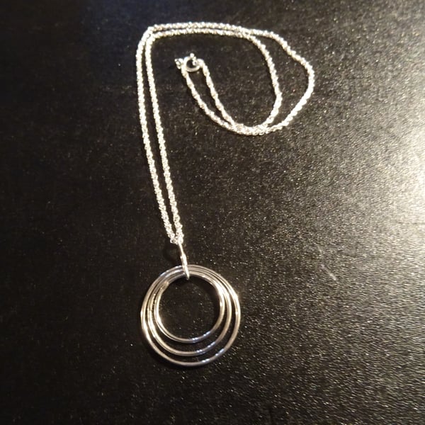 Silver Hoop necklace