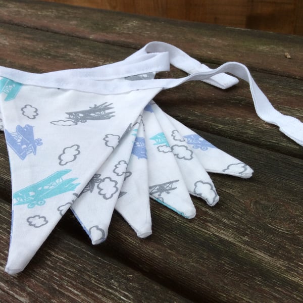 Aeroplane & Bi-planes Bunting 