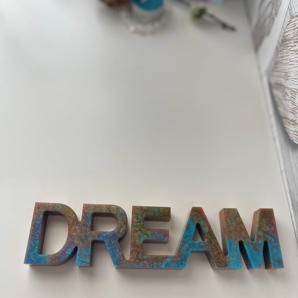 Handmade Resin DREAM Sign 20cm interior Home Decor  with FREE delivery